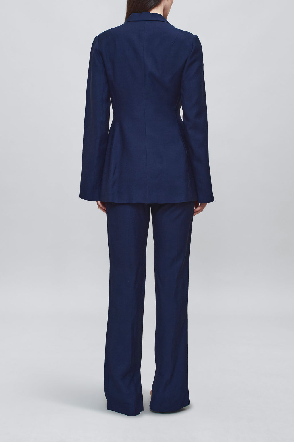 Longline Blazer in Slub – Quintessential Wardrobe Piece