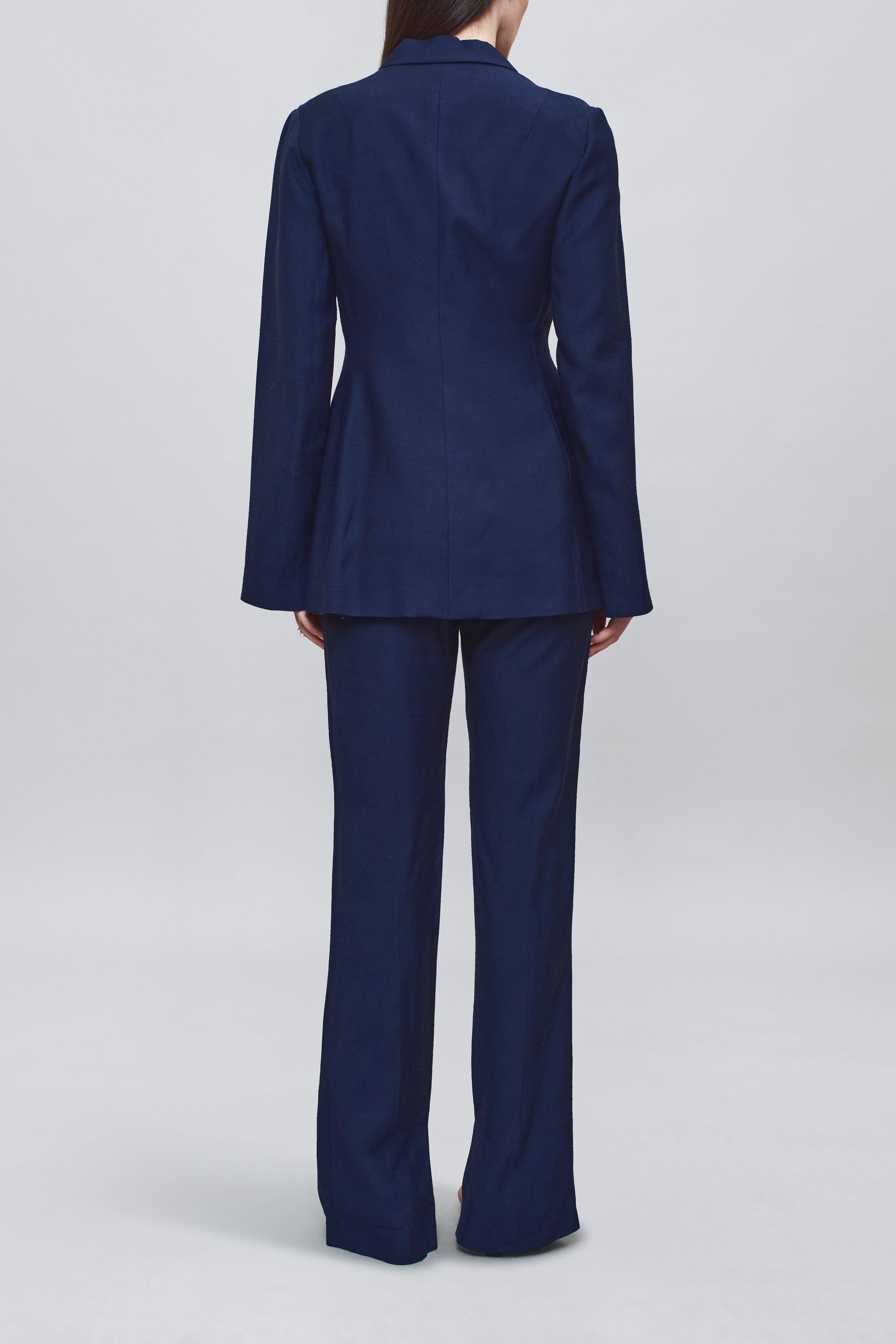 Longline Blazer in Slub – Quintessential Wardrobe Piece