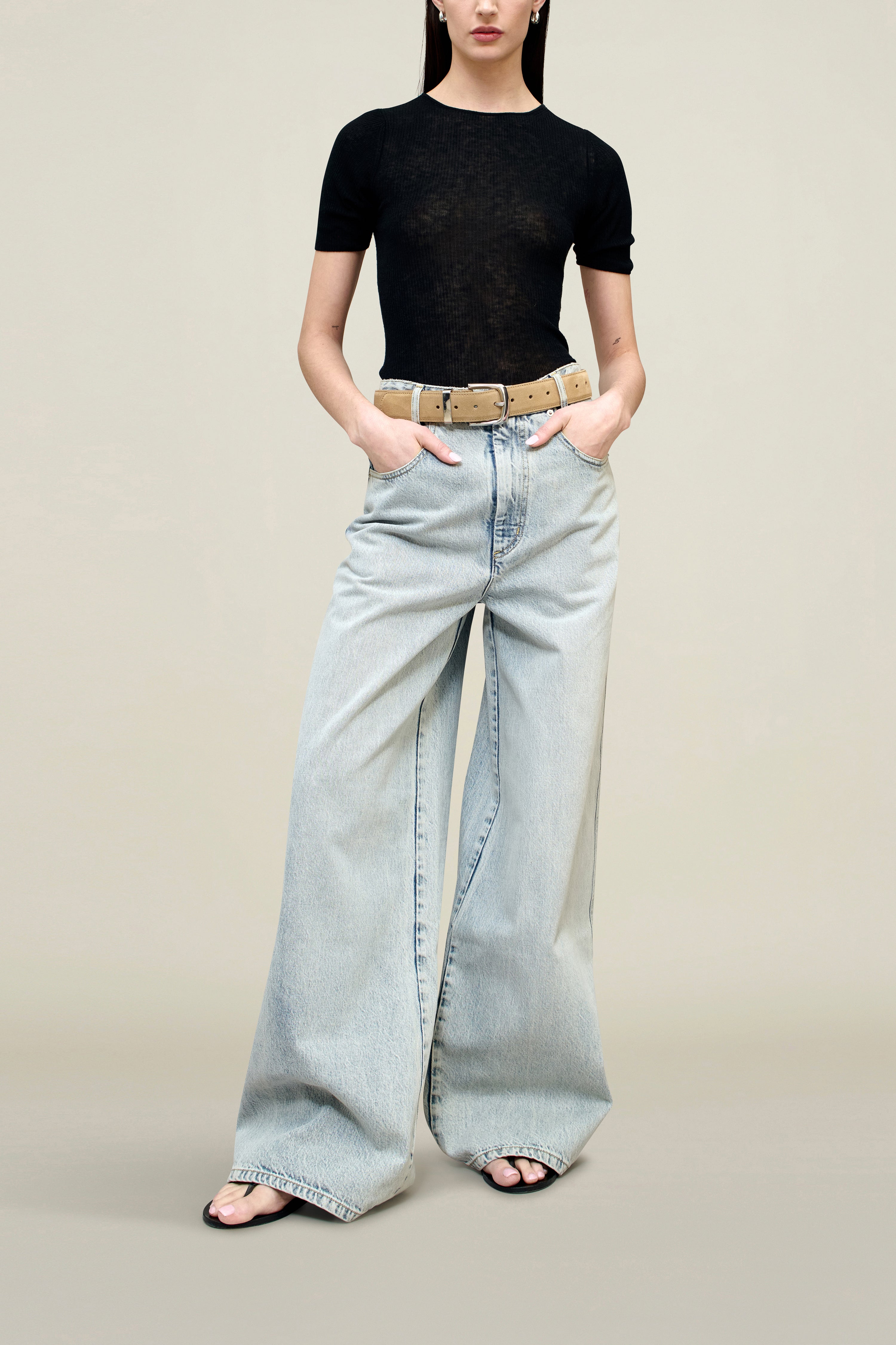 Straight-Leg Denim Jeans – Soft Cotton Comfort