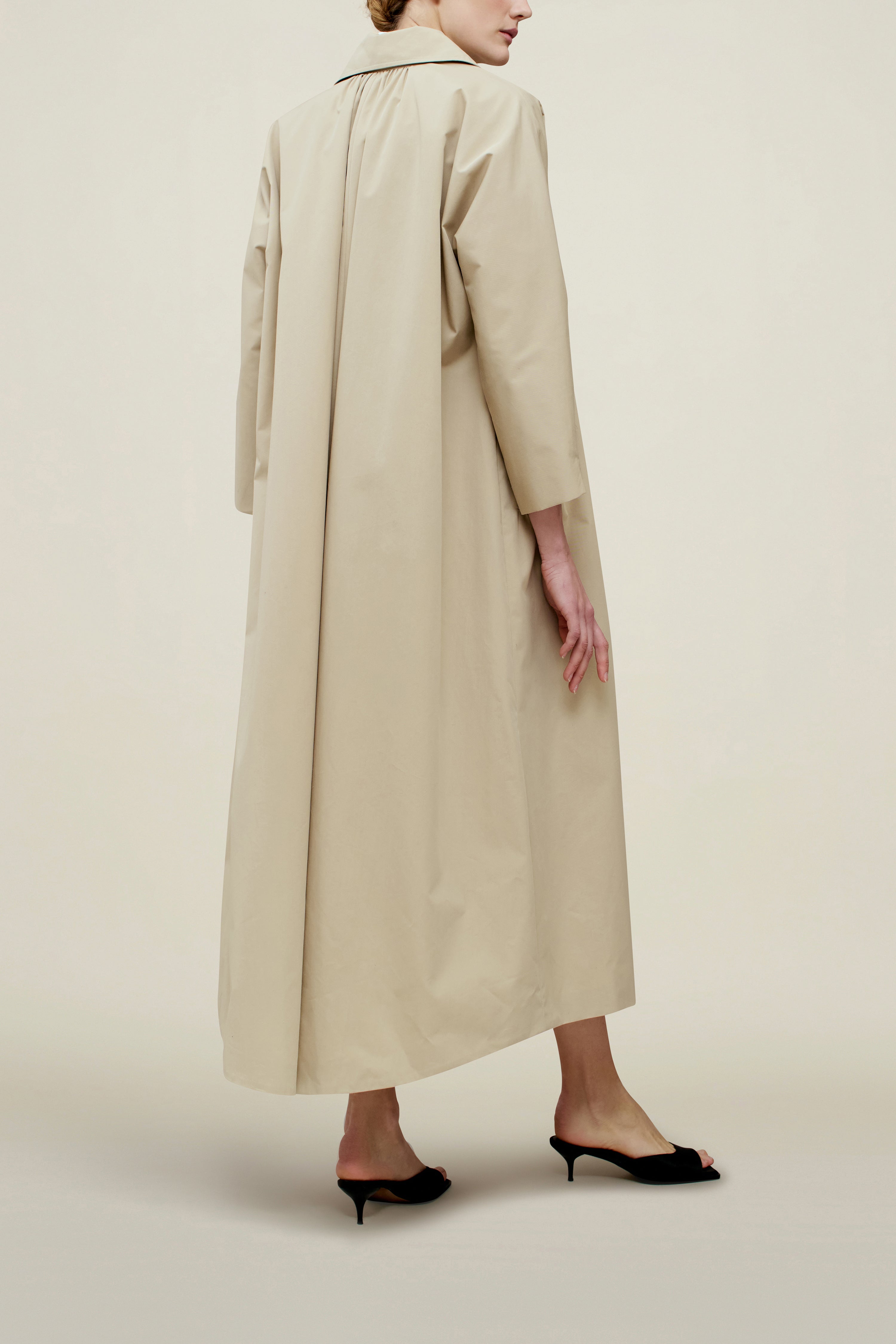 Structured Cotton Dinner Coat – Polished Look