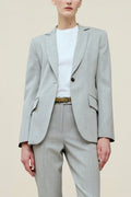 Tropical Wool Blazer – Timeless Single Breasted Design