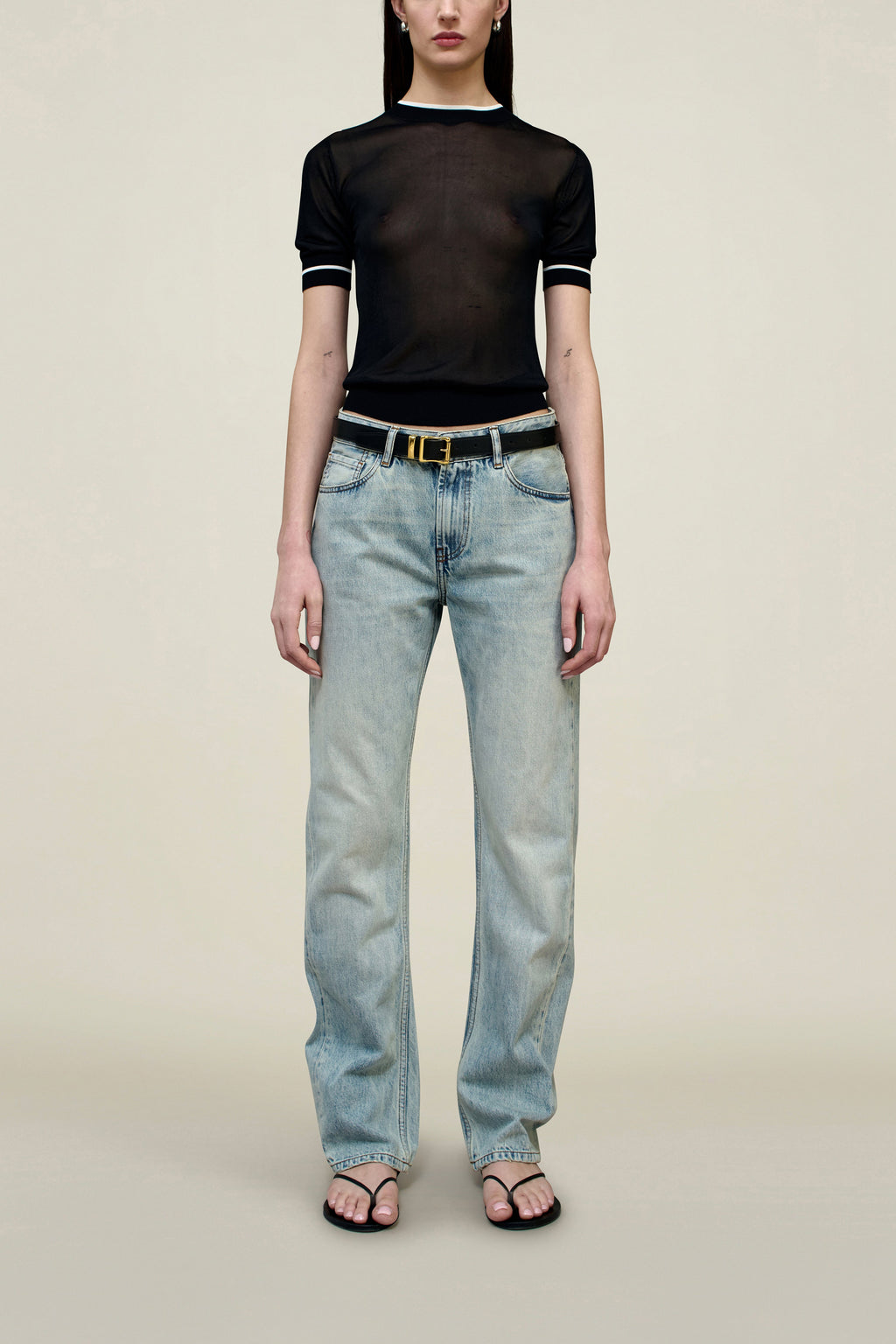 Low-Rise Jean in Cotton Denim – Contemporary Streetwear Silhouette