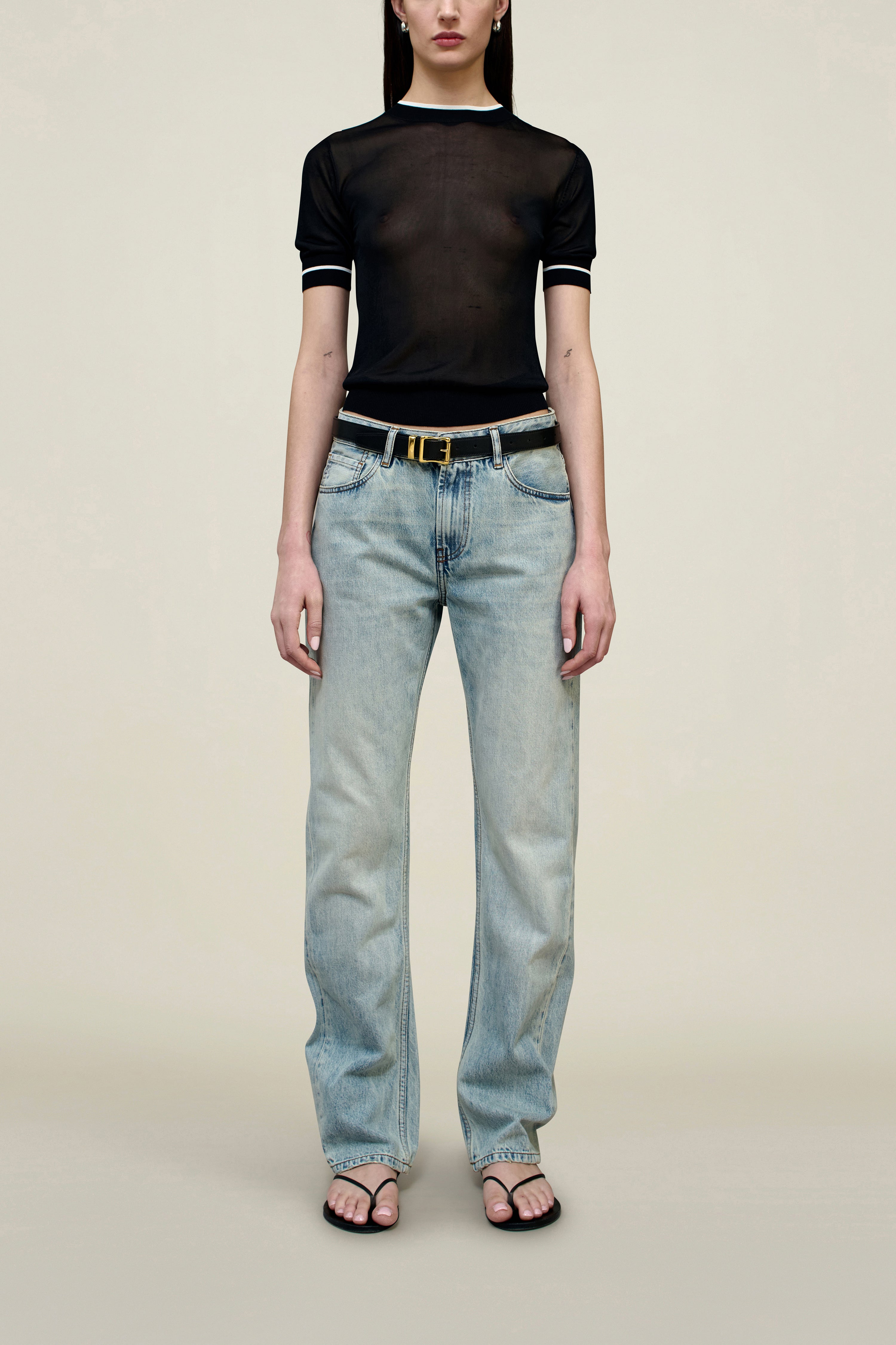 Low-Rise Jean in Cotton Denim – Contemporary Streetwear Silhouette
